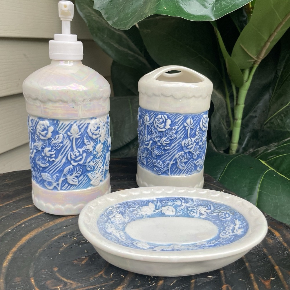 Blue White Lusterware Ceramic Bathroom 3pc. Set Soap Toothbrush Dish Holder